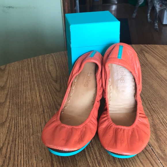 tangerine tieks